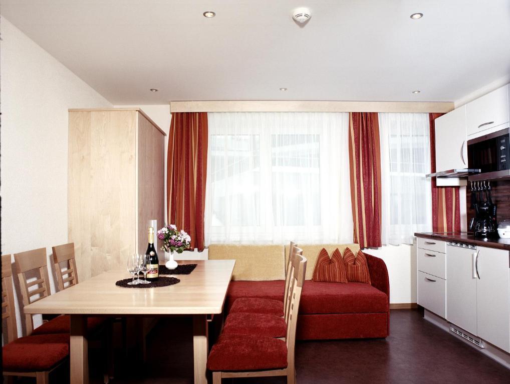 Apart Hotel Sonnhof Ladis Pokoj fotografie